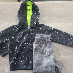 Baby Boys 2 piece Therma-fit Full Zip Hoodie and Pants set Size 18m